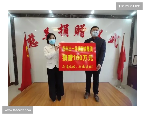 诺里斯匈牙利站冠军头盔拍卖所得善款全数捐赠儿童癌症基金 诺里斯匈牙利站冠军头盔拍卖所得善款全数捐赠儿童癌症基金